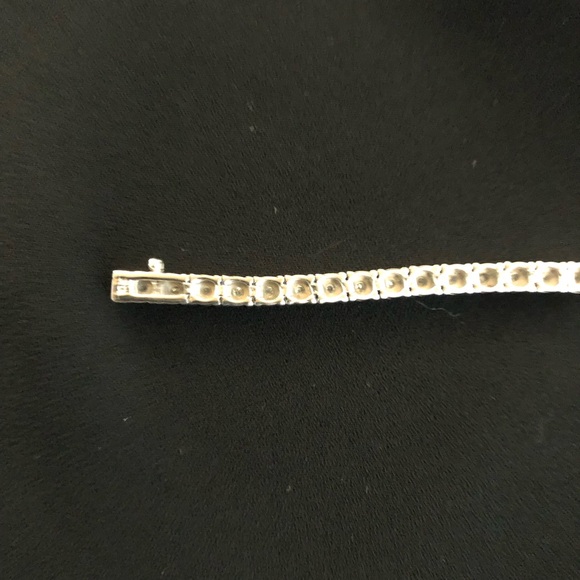 Ben Moss 10K White Gold 1 Carat Mined Diamond Tennis Bracelet - Picture 4 of 8